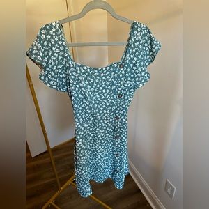 Flowy Floral Mini Dress Size M